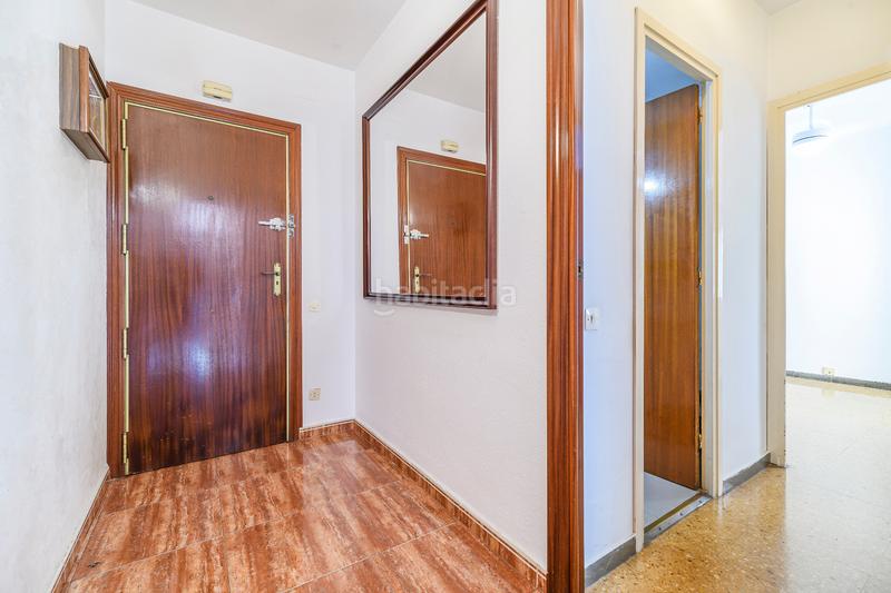Foto 1cd6ffe5-48b1-4efd-adc6-5f1f836940ac. Piso  en venta en la ramblas de gava 4 habitaciones en Gavà
