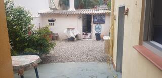 Ground floor in Passeig Maragall. Planta baja con un maravilloso patio