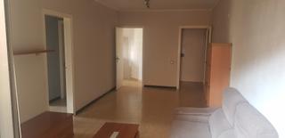 Appartamento in Diagonal-Colomeres. Piso de 4 dormitorios con ascensor