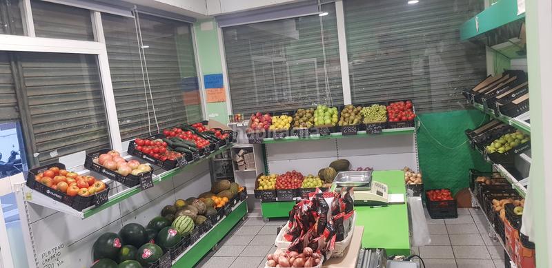 Foto 2580ad9a-29a6-4871-b803-72fcc3fba43c. Alquiler local comercial se alquila local esquinero para cualquier tipo de negocio en Gavà