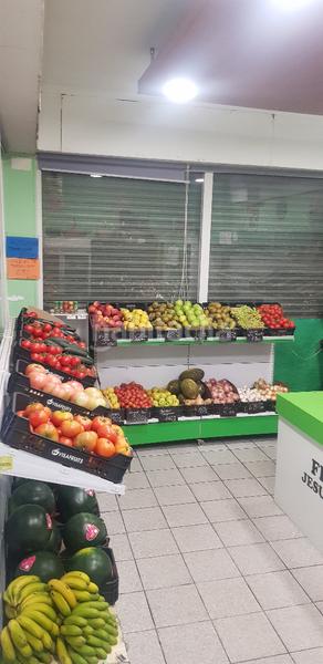 Foto ea84c5b9-d517-4027-a33b-0d1e42d71ee8. Alquiler local comercial se alquila local esquinero para cualquier tipo de negocio en Gavà