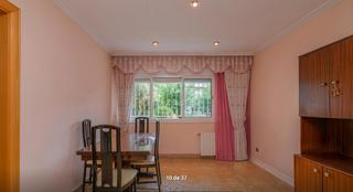 Rez-de-chaussée à Passeig Maragall. Planta baja de 4 dormitorios