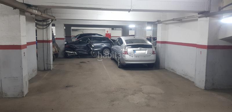 Foto f25d2790-9640-43e4-9dd9-af3d367cc7ea. Aparcament cotxe a Centre-Estació Gavà