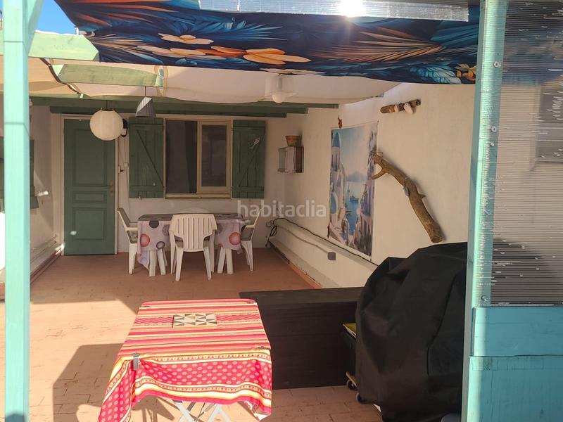 Foto 11d3ed48-d77e-495f-8742-97f6fd41be19. Casa amb calefacció aparcament a Jonquera (La)