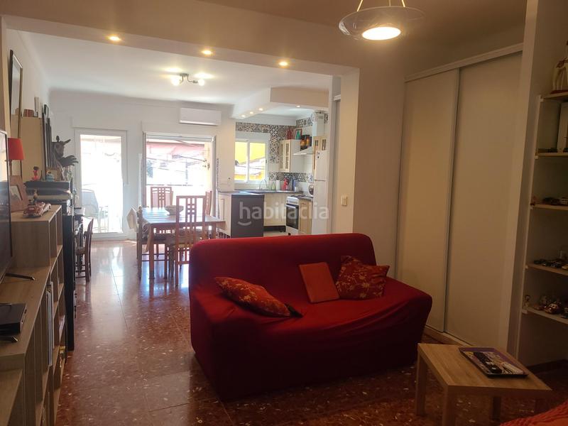 Foto e8e5c97d-4a13-4c2a-a202-e188c345e781. Casa amb calefacció aparcament a Jonquera (La)