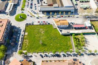 Terreny residencial a De roses. Terreno urbanizable edificio