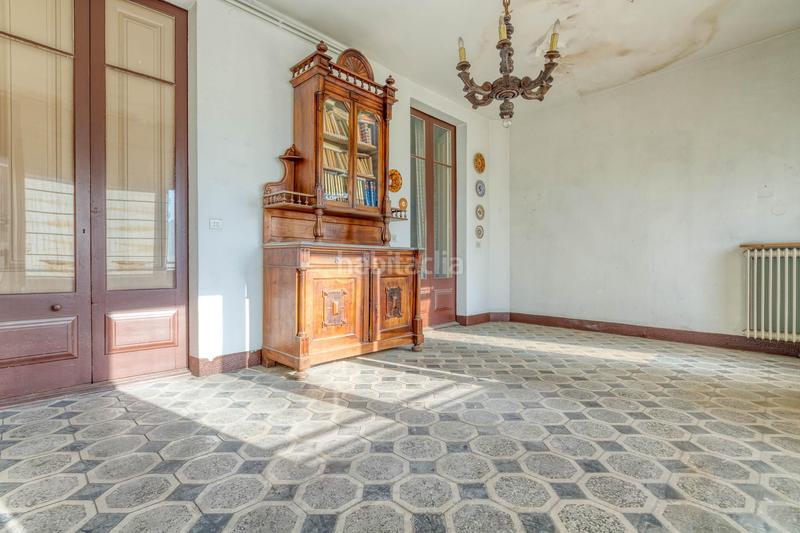 Foto 96da43eb-6f5e-43df-bd8c-15b6999a2352. Edifici a salvador dali/pep ventura/alvarez de castro a Figueres