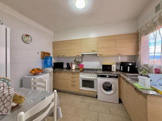 Piso en Creu de la Mà. Piso de 3 habitaciones en venta en figueres, zona creu de la ma
