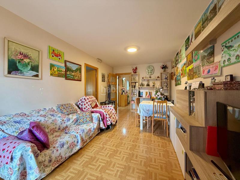 Foto d62897d5-d97c-4aa8-a577-a3ac0cd5b8e1. Pis amb calefacció a Creu de la Mà Figueres