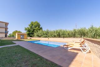 Pis a Sant Pere Pescador. Planta baja con encanto y piscina en sant pere pescador