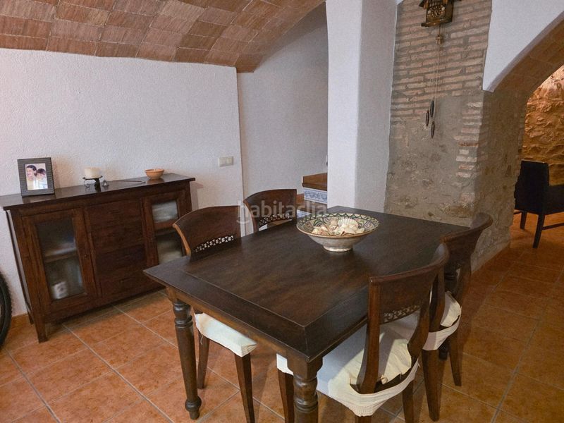 Foto 06156533-359b-4cbd-9c02-70c809a5d672. Casa adossada amb calefacció a Darnius