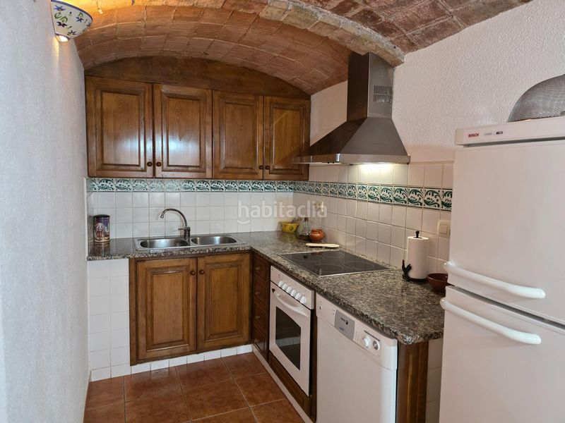 Foto 6eee4412-d687-4a81-a69b-dd2afac0cde3. Casa adossada amb calefacció a Darnius