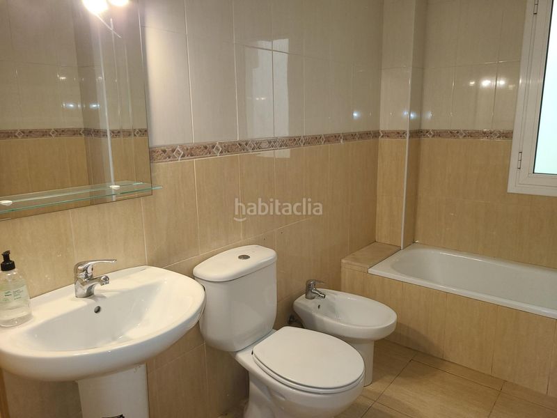 Foto 231a7365-848b-43be-9b14-c4d647cd0241. Pis amb calefacció aparcament a Creu de la Mà Figueres