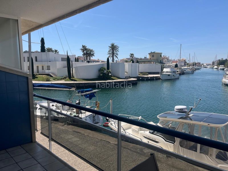 Foto 54ae4e96-b284-494a-a87a-2c66b49162f2. Dúplex amb aparcament piscina a Salins - Cavall de Mar Empuriabrava
