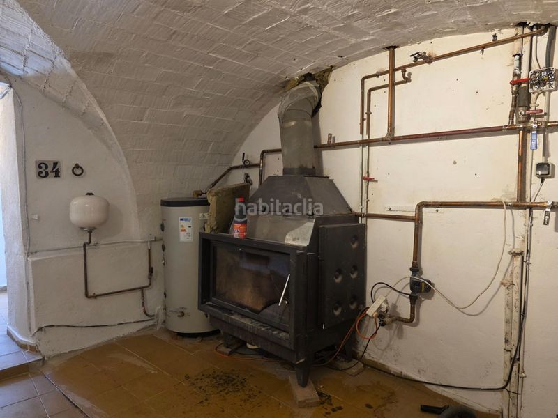 Foto 44814173-0086-47c4-a967-39d9a38db0bc. Casa adossada amb calefacció aparcament a Darnius