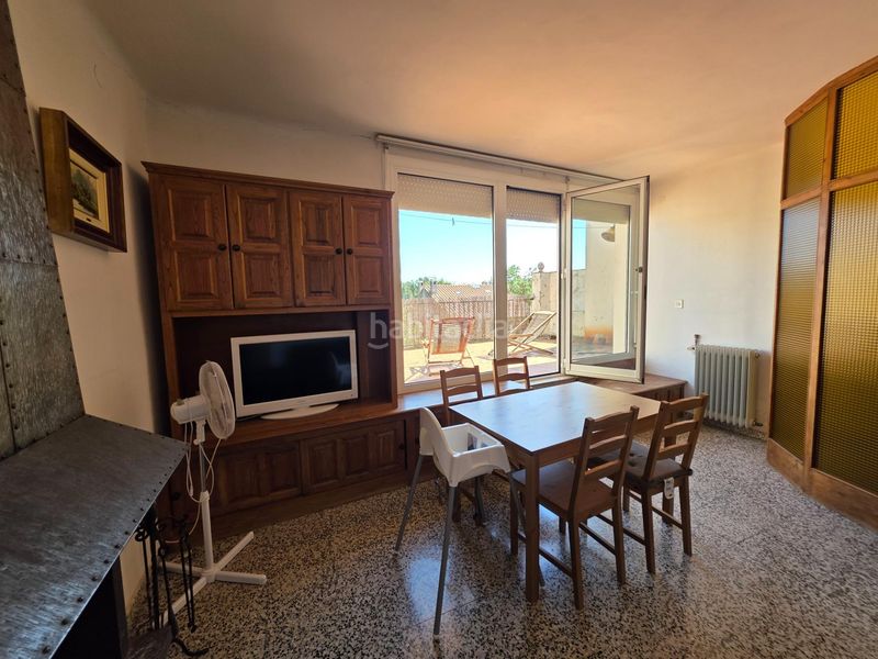 Foto 7d0376ae-0542-4d75-a522-667b3958cfcf. Casa adossada amb calefacció aparcament a Darnius