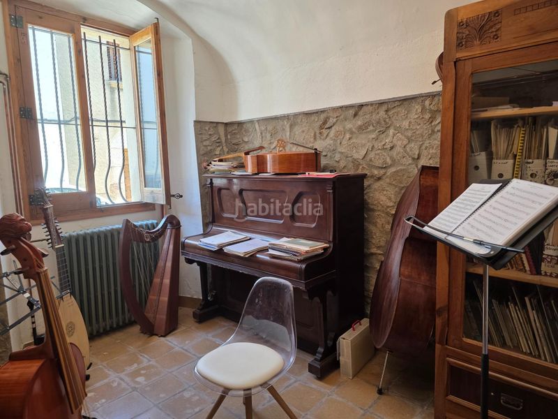 Foto f9c99c7f-4f61-4198-9cb4-fddf9a6ebbd5. Casa adossada amb calefacció aparcament a Darnius