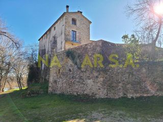 Casa en Esponellà. Espectacular casa de piedra en venta en esponella