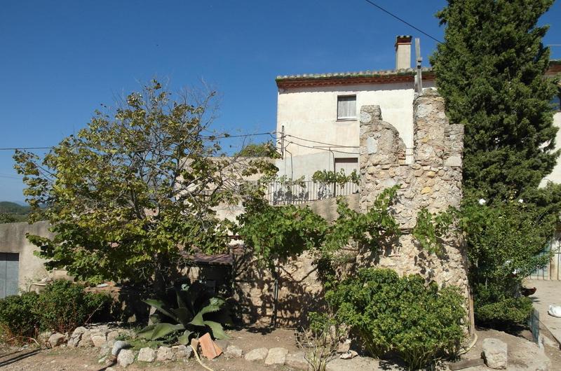 Foto 4dabadc6-e639-4a30-86b6-934f3829bc77. Casale con parcheggio in Llers