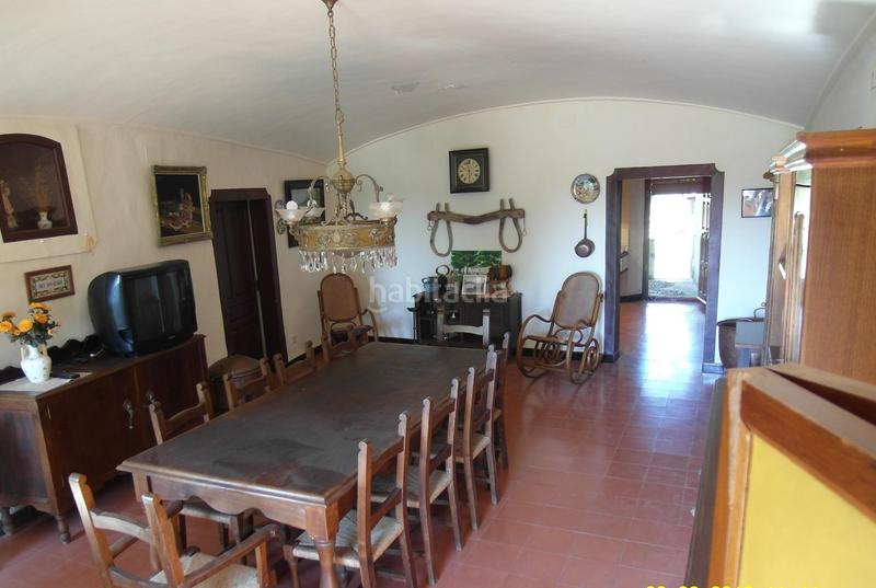 Foto 98c5d016-2c0c-4f54-b1b6-b50643873ec7. Casale con parcheggio in Llers