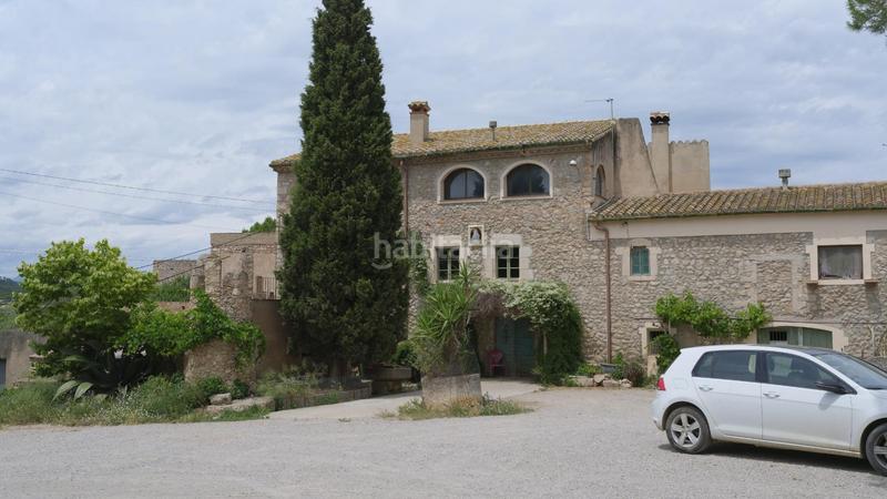 Foto ea980ac5-50da-419e-bd08-e10c2112e206. Casale con parcheggio in Llers