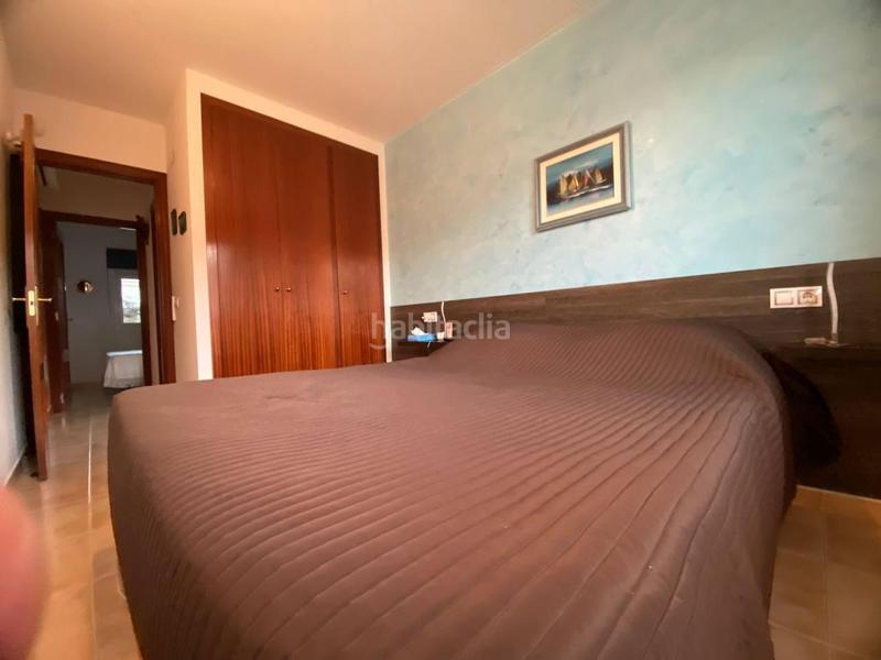 Foto 3d63abdf-606b-4b43-9f12-2bdcd0aab08e. Piso apartamento con vistas al canal, garaje , amarre 8x4 y barco incluido!! en Empuriabrava
