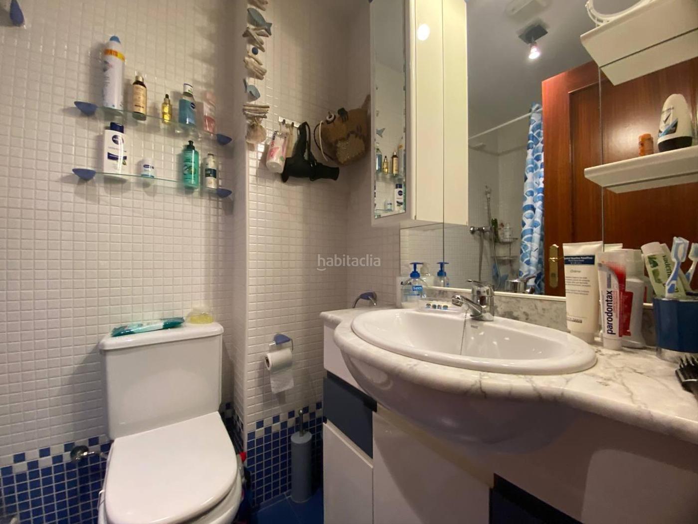 Apartamento con vistas al canal,  garaje , amarre 8x4 y barco in Empuriabrava