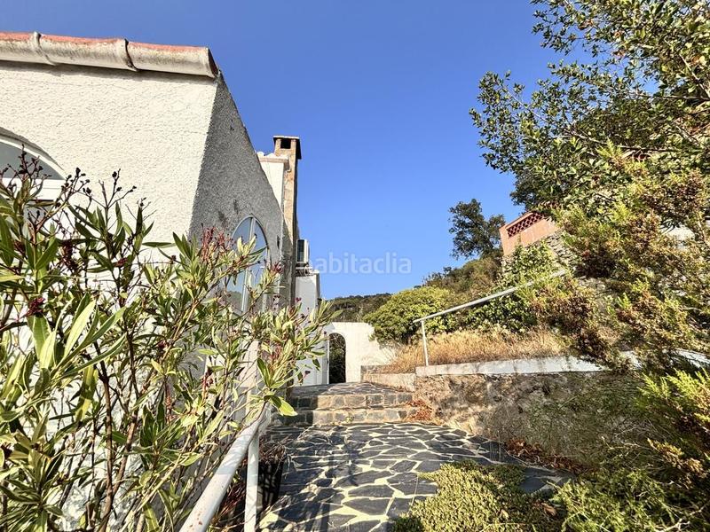 Foto 16d570a5-2bd9-42a6-8546-318815254c49. Chalet casa reformada con magníficas vistas en plena naturaleza un lugar único para vivir! en Roses