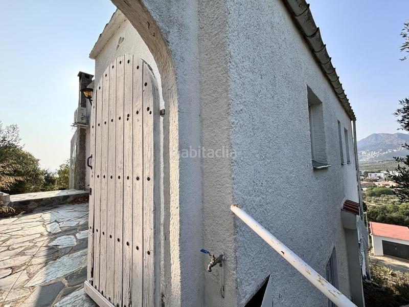 Foto 59577d1f-5a91-4954-8119-e7fcfae041a1. Chalet casa reformada con magníficas vistas en plena naturaleza un lugar único para vivir! en Roses