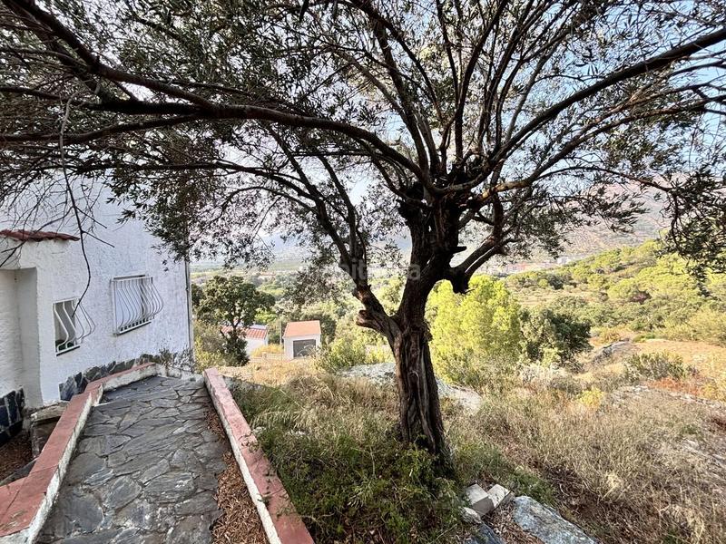 Foto 805a9bd6-4429-4a4a-832b-12962808213f. Chalet casa reformada con magníficas vistas en plena naturaleza un lugar único para vivir! en Roses