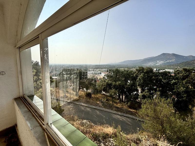 Foto dc3a5241-daef-4cd7-97b9-f88504da8204. Chalet casa reformada con magníficas vistas en plena naturaleza un lugar único para vivir! en Roses