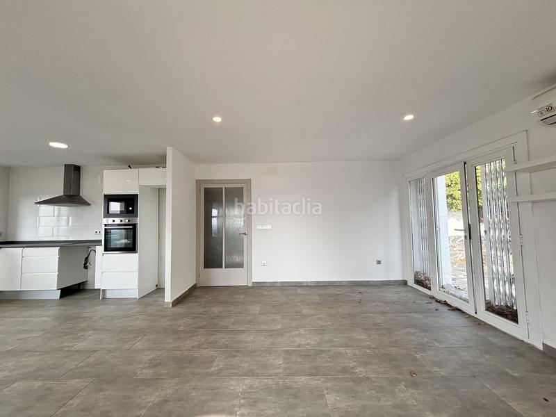 Foto ef657fd7-0140-4c57-b0dc-3425a06064e0. Chalet casa reformada con magníficas vistas en plena naturaleza un lugar único para vivir! en Roses