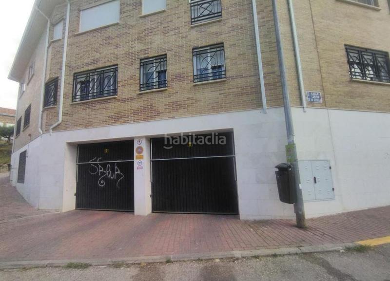 Foto 0856f90e-0dd8-4786-af46-47ec6a8624f3. Aparcament cotxe a Pedrezuela