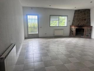 Chalet en Cotos de Monterey