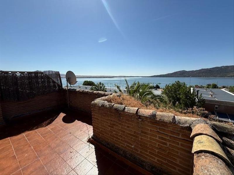 Foto 8f455f33-9af4-45ba-9f12-d1774b229e9e. Casa adosada chalet pareado en exclusiva madrid en Manzanares el Real