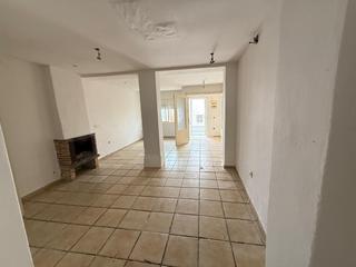 Haus in Villamanrique de Tajo. Amplia casa en villamanrique de tajo  oportunidad para reformar