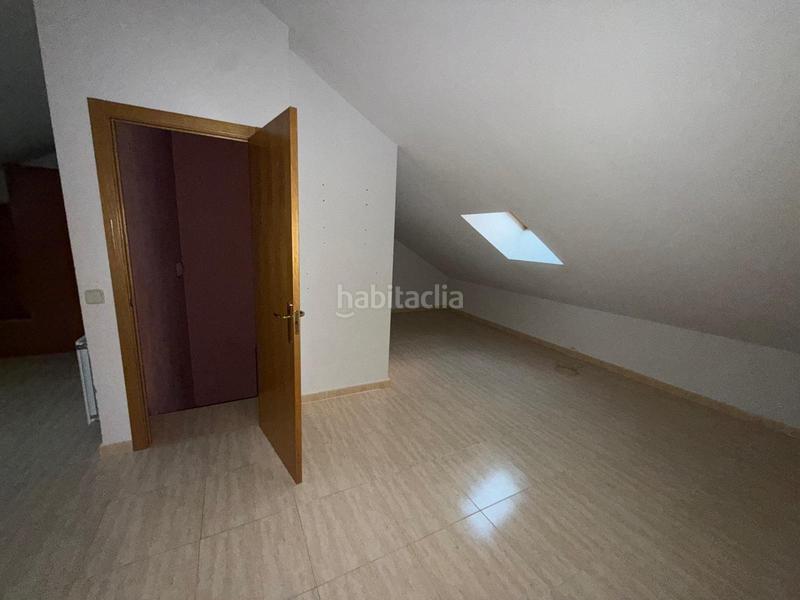 Foto b9331e69-bf05-476a-9931-c08e01dafb93. Semi detached house in Campo Real