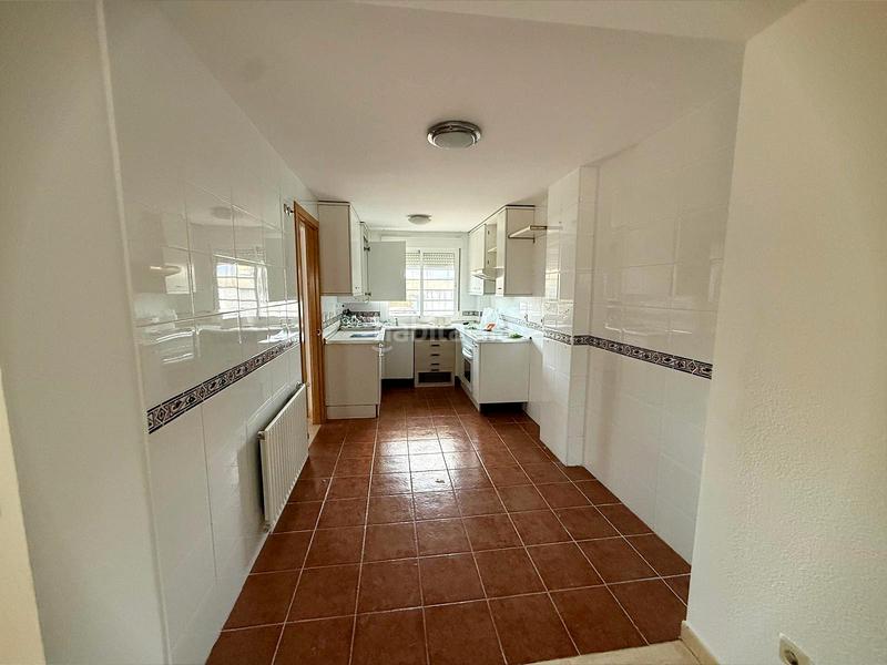 Foto ef2d58b5-d416-4c1f-a263-ff2038a5e88a. Semi detached house in Campo Real