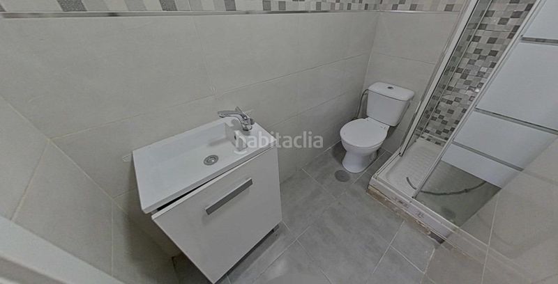 Foto 1a1817c9-89a5-4bd0-aee8-aff4e510e1e3. Pis a Villaverde Alto Madrid