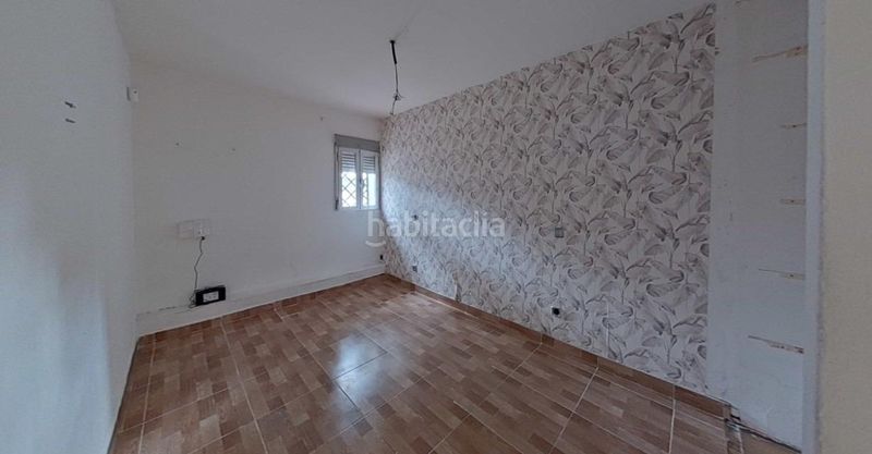 Foto 80df4c8f-8192-4fbd-a6e7-110fb1ae80e2. Pis a Villaverde Alto Madrid