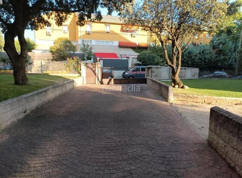 Foto 398890ab-bdc9-464a-9fc6-4c003145f69f. Autoparkplatz in Navalquejigo-Los Arroyos Escorial (El)