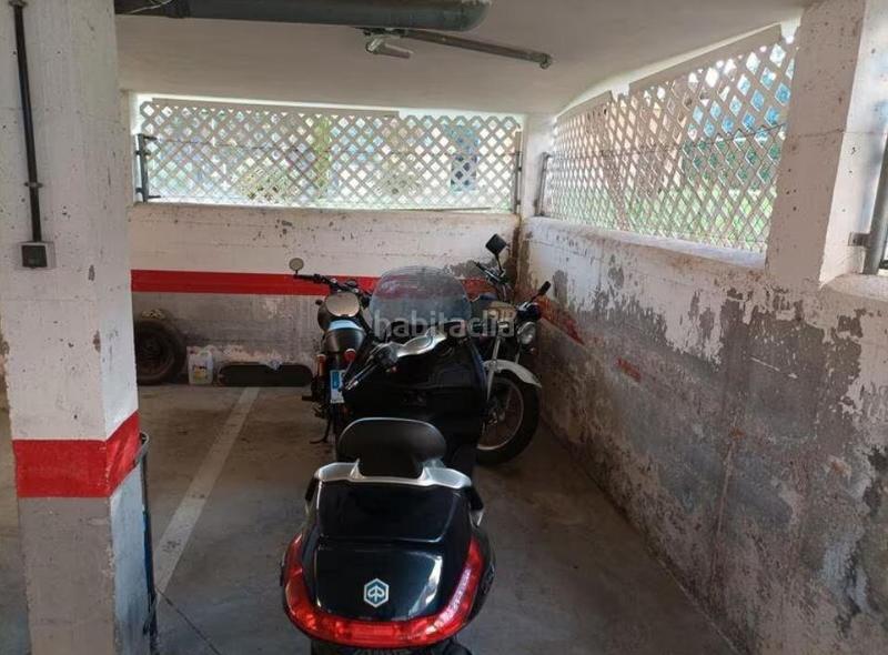 Foto 3b5f7955-9543-4074-86f6-7e81c937ff6f. Autoparkplatz in Navalquejigo-Los Arroyos Escorial (El)