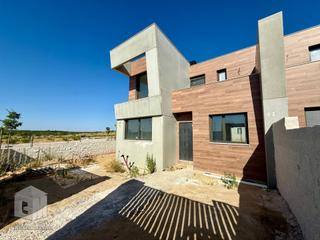 Semi detached house en El Bosque. Chalet pareado villaviciosa de odon
