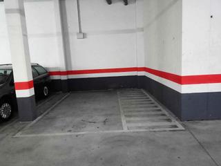 Parking coche en Zona El Caño. Plaza garaje en venta bulevar