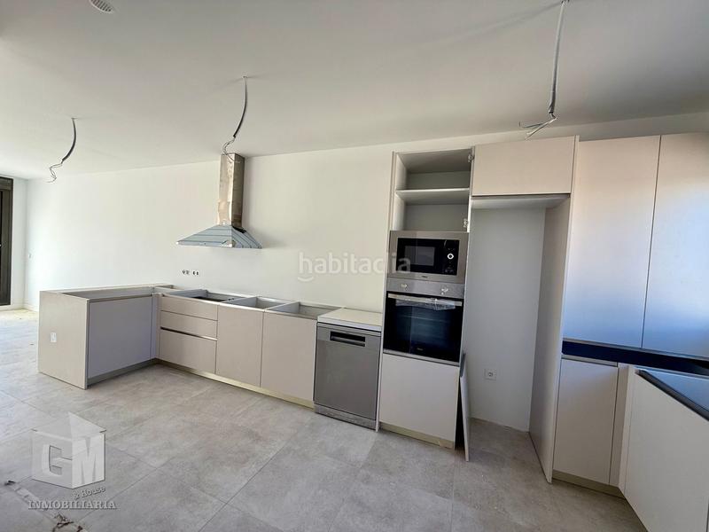 Foto 2a8779ff-ac3e-40d2-a775-bcc5807c42c9. Casa con riscaldamento parcheggio piscina in El Bosque Villaviciosa de Odón