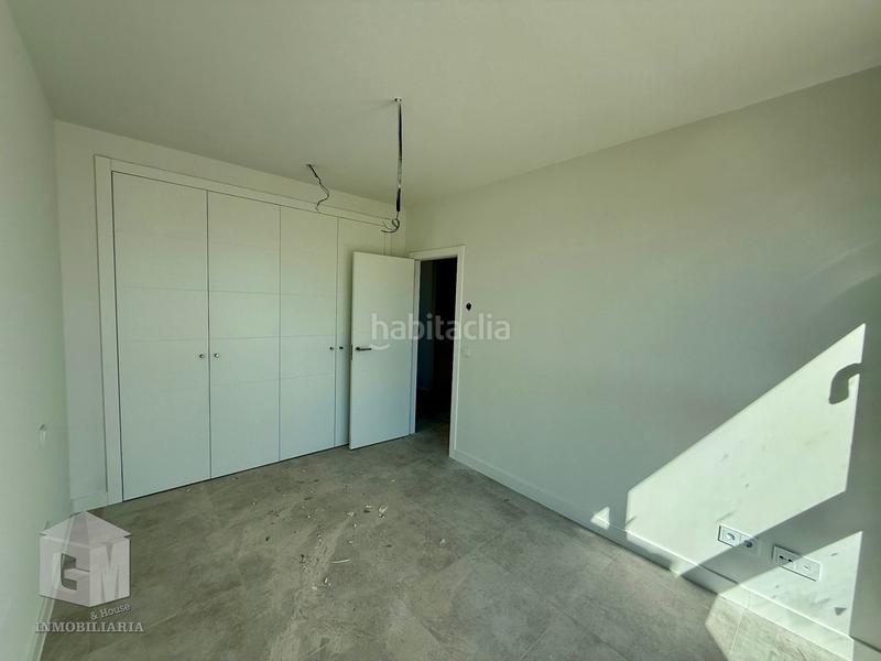 Foto 5929b3e1-c9c8-41d8-aba5-2fd004a318a0. Casa con riscaldamento parcheggio piscina in El Bosque Villaviciosa de Odón