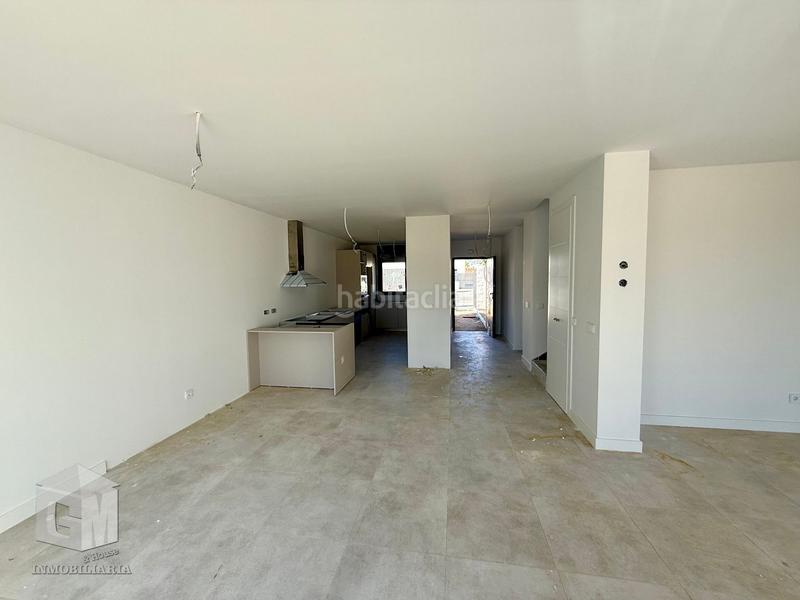 Foto 6075d6d5-066c-4281-946c-fdcf9b1db2be. Casa con riscaldamento parcheggio piscina in El Bosque Villaviciosa de Odón