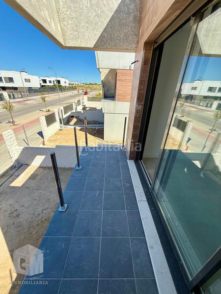 Foto 7c7fc54b-30e3-4378-94c5-dc35a08b6ec2. Casa con riscaldamento parcheggio piscina in El Bosque Villaviciosa de Odón