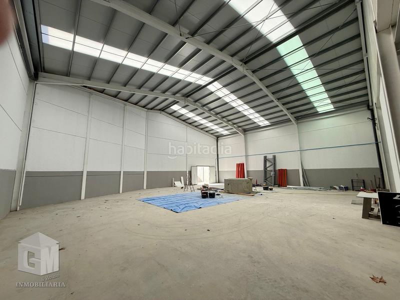 Foto 2f9c63c9-e1d9-4404-a295-0c6448c49944. Bâtiment à usage industriel dans Las Castañeras - Bulevar Arroyomolinos