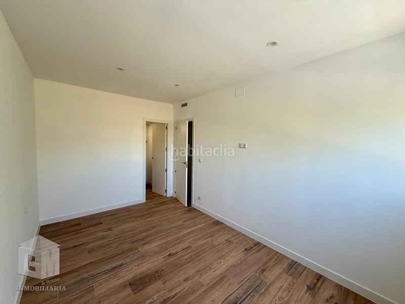 Foto 5f78644d-00af-4719-a850-bf16395c66fa. Bâtiment à usage industriel dans Las Castañeras - Bulevar Arroyomolinos